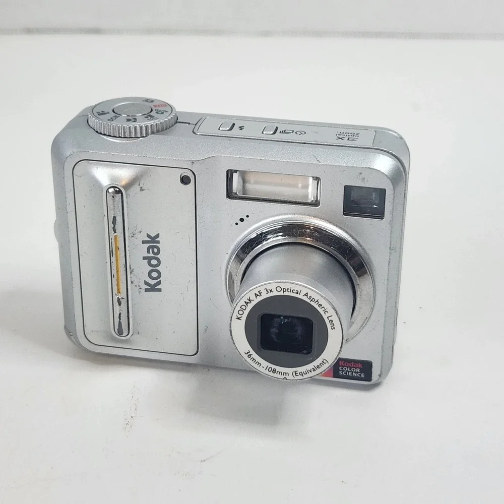 Kodak EasyShare C653 Digital Camera 6.1 MP 3X Optical Zoom Working